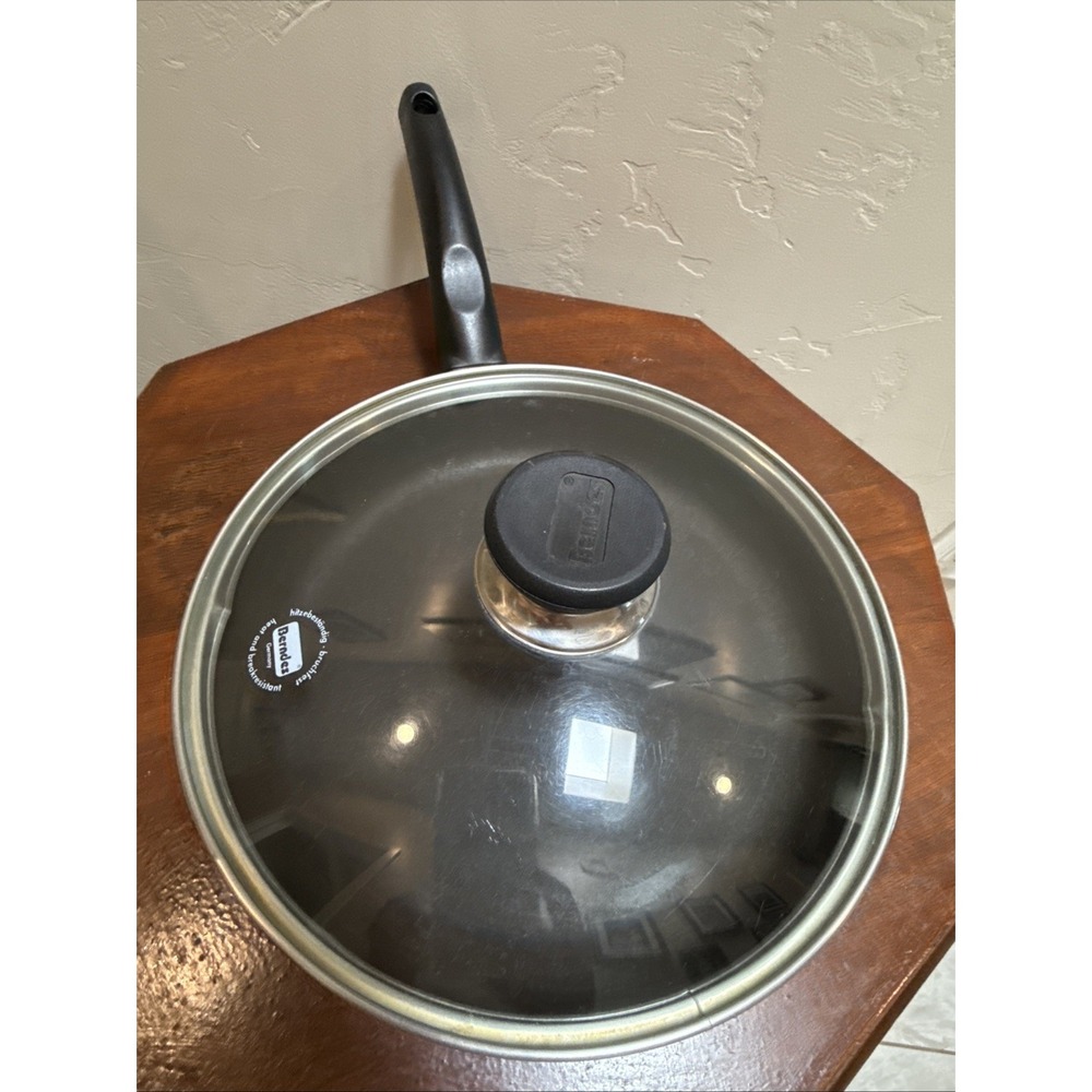 Berndes Germany SignoCast Non-Stick Skillet Frying Pan Heat Resistant Glass Lid